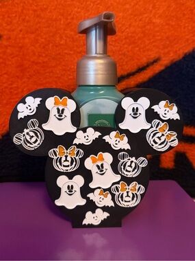 Halloween Mickey bath and body soap holder